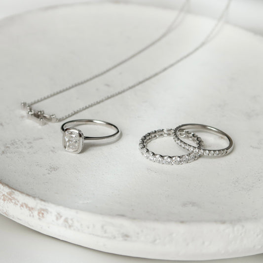 Give Her Diamonds on Women’s Day- Because She Deserves It!
