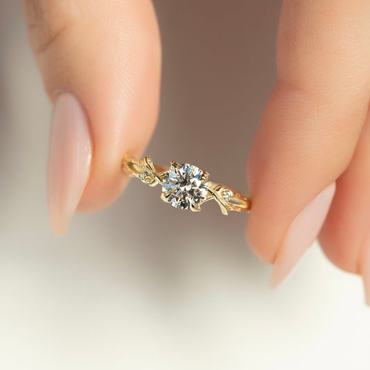 Spring Trending Engagement Ring 2024