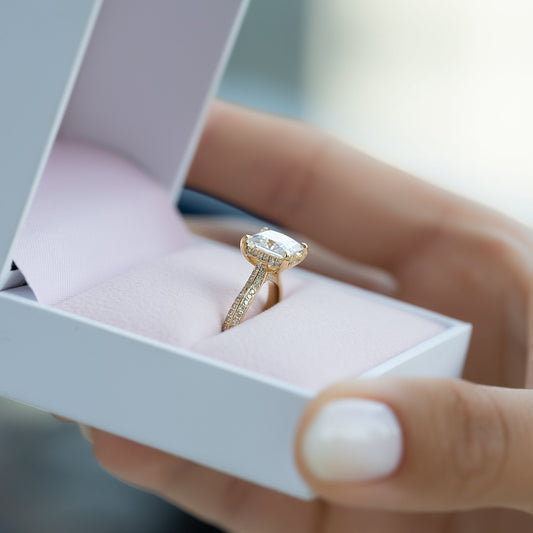 Sparkle-Free Zones: When to Leave the Jewelry at Home