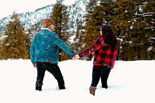Why Platinum Engagement Rings Are Perfect for a Winter Proposal