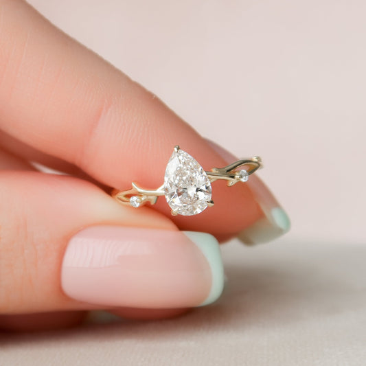 Jackie Kennedy Engagement Ring
