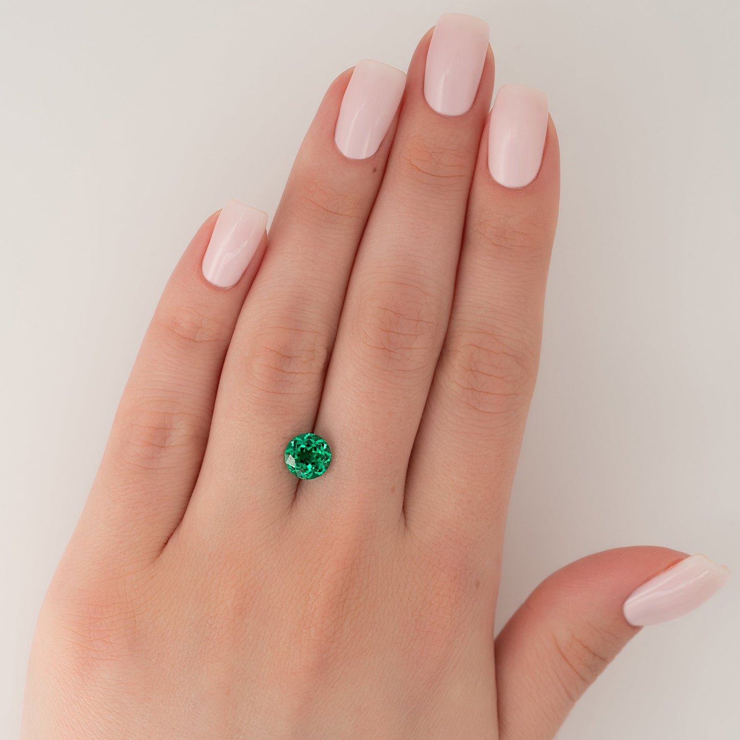 2Ct Round Cut Lab Created Emerald