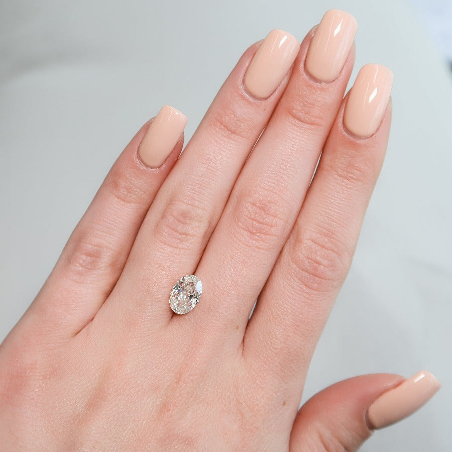 2Ct Oval Keyzar Moissanite