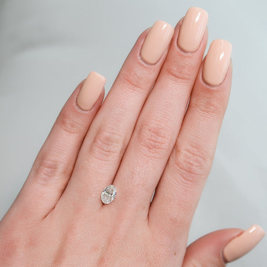 1Ct Oval Keyzar Moissanite