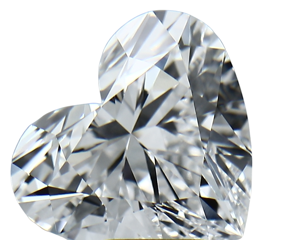 lksb_lab_loosediamond_heart_05-57_vvs2_e_3d7500159411